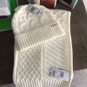 Michael Kors hat & scarf set
